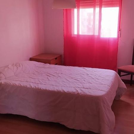 Apartamento De 3 Dormitorios Por Entrevias Madrid Extérieur photo